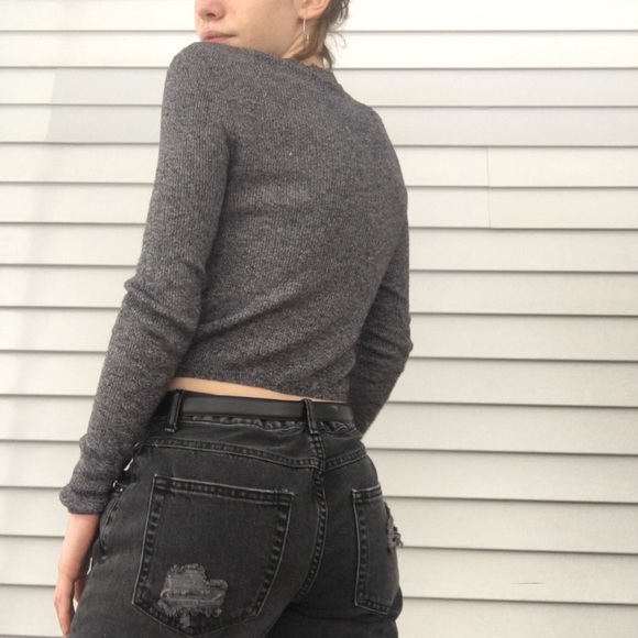 Gray/black/white fitted cropped sweater - Picture 3 of 3